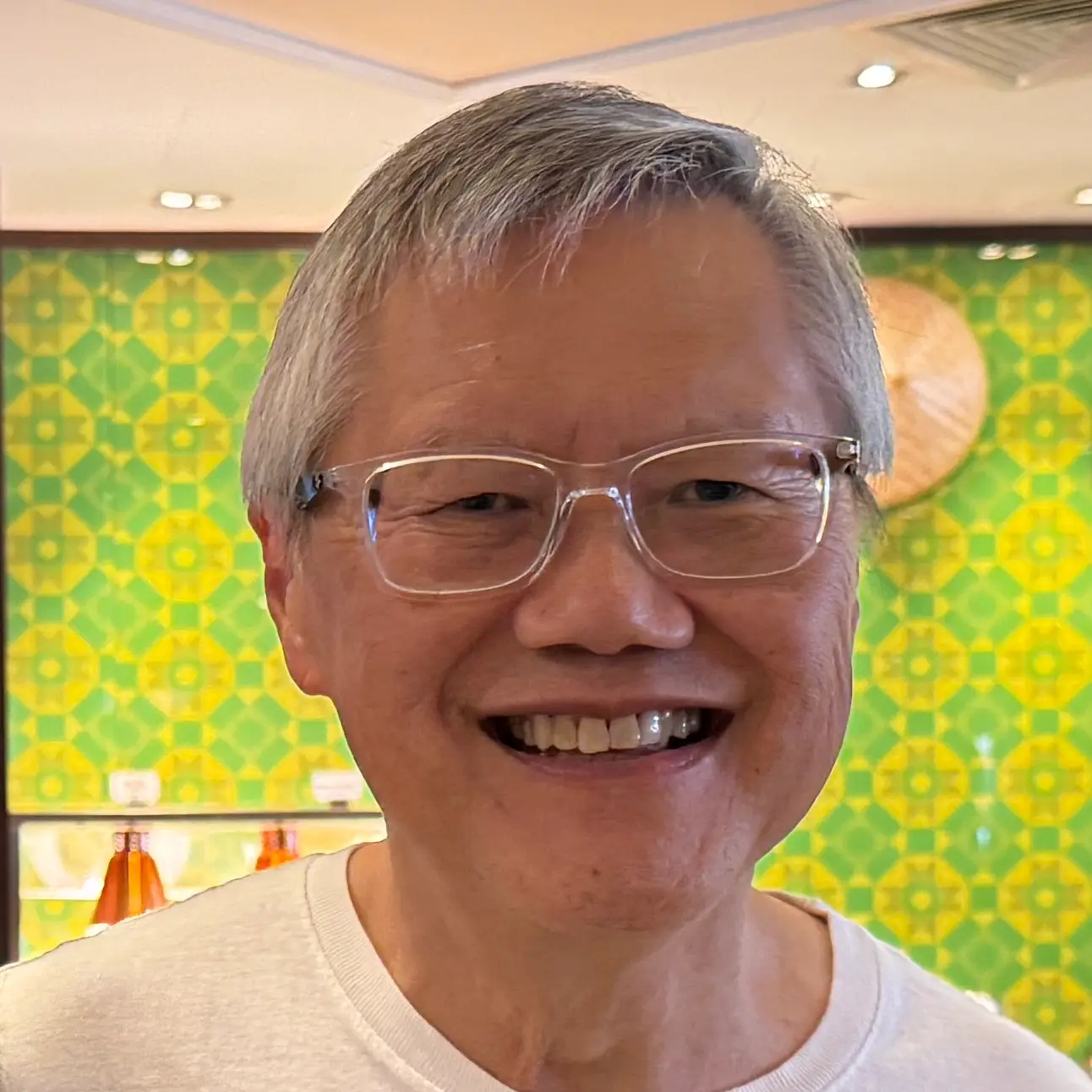 Oscar Khin Poh